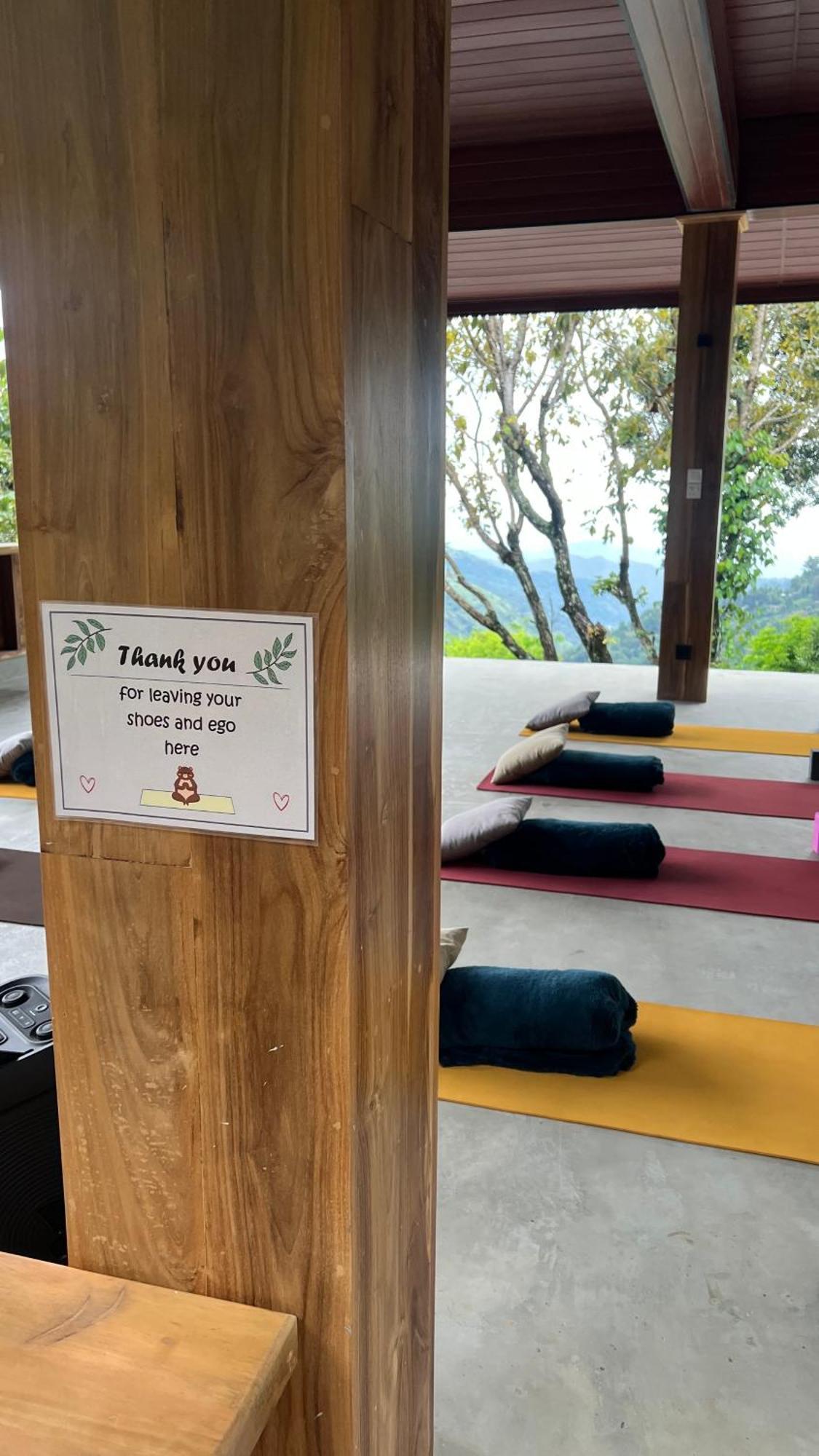 Gaia Ella Ecolodge And Yoga Centre エクステリア 写真